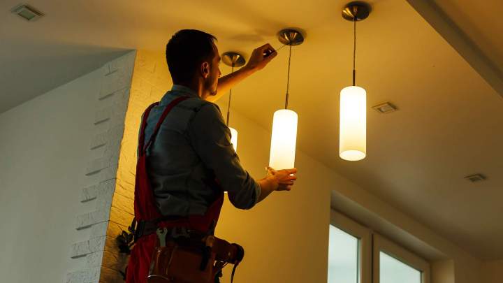 Mise en place de prises électriques Île-de-France